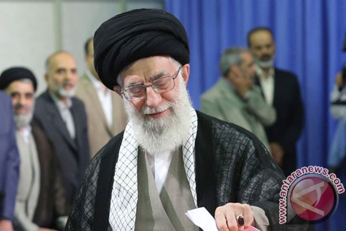 Khamenei sebut AS dan Inggris tak bisa dipercaya