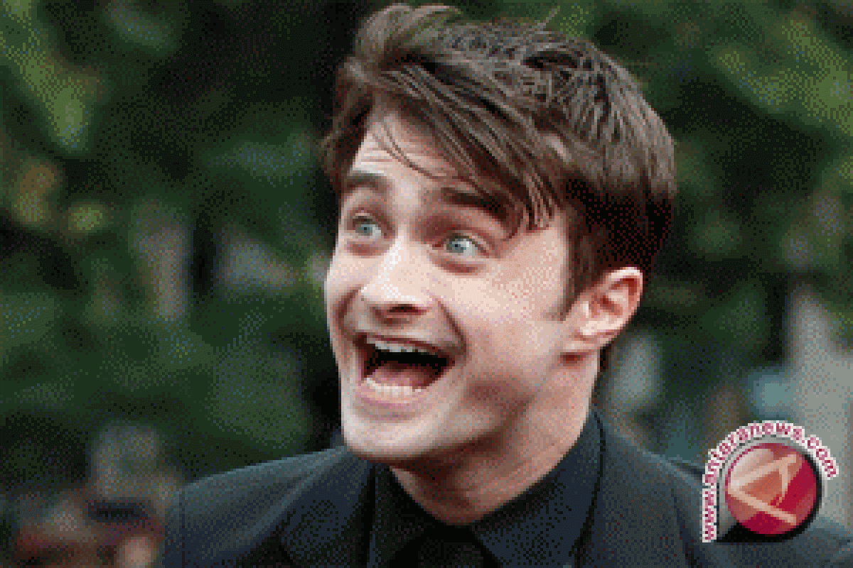 Daniel Radcliffe KIembali ke Pentas Teater