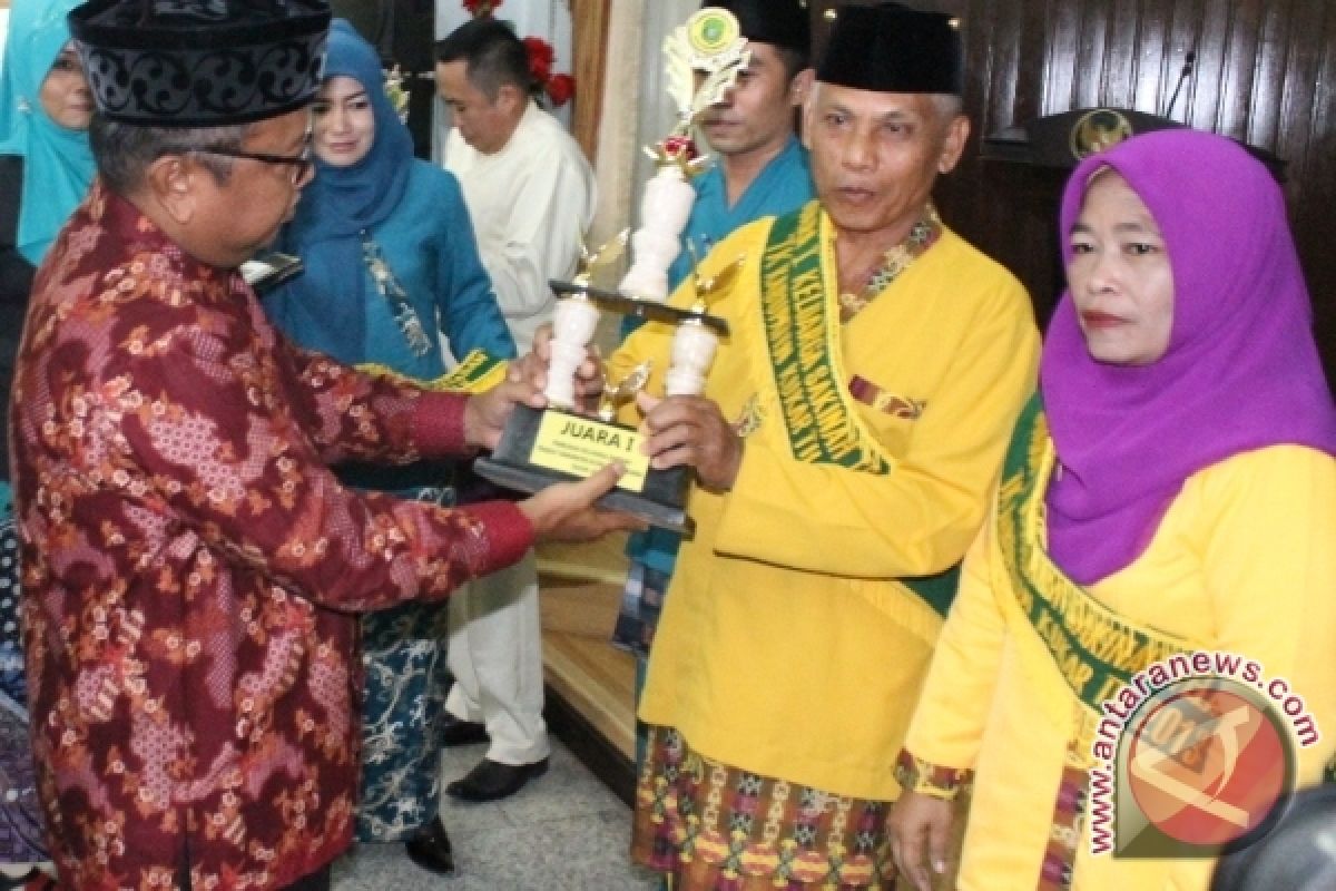 Pasutri Asal Muara Badak Juara Keluarga Sakinah Teladan