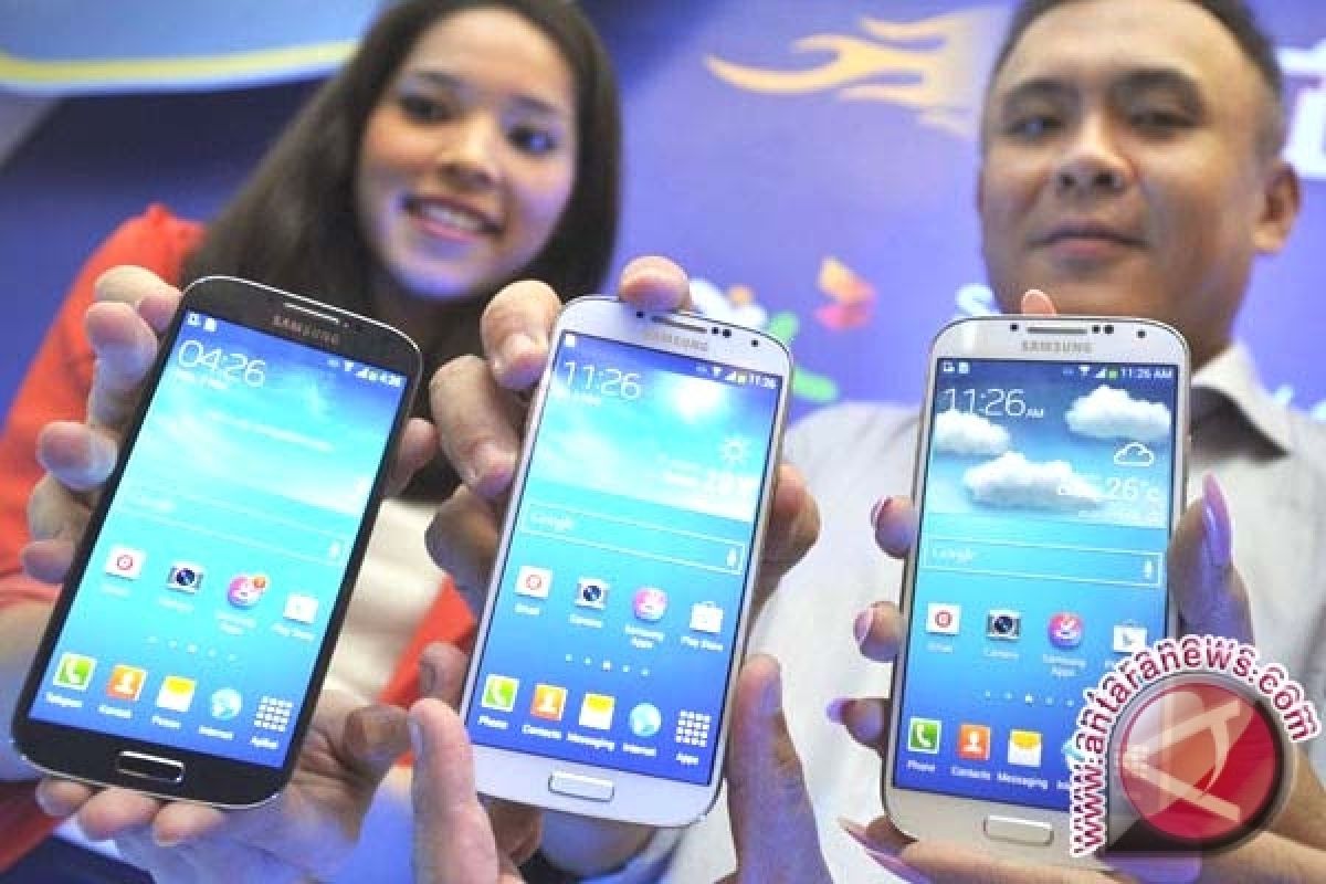  Samsung Galaxy S4 Rentan Pesan Singkat Palsu