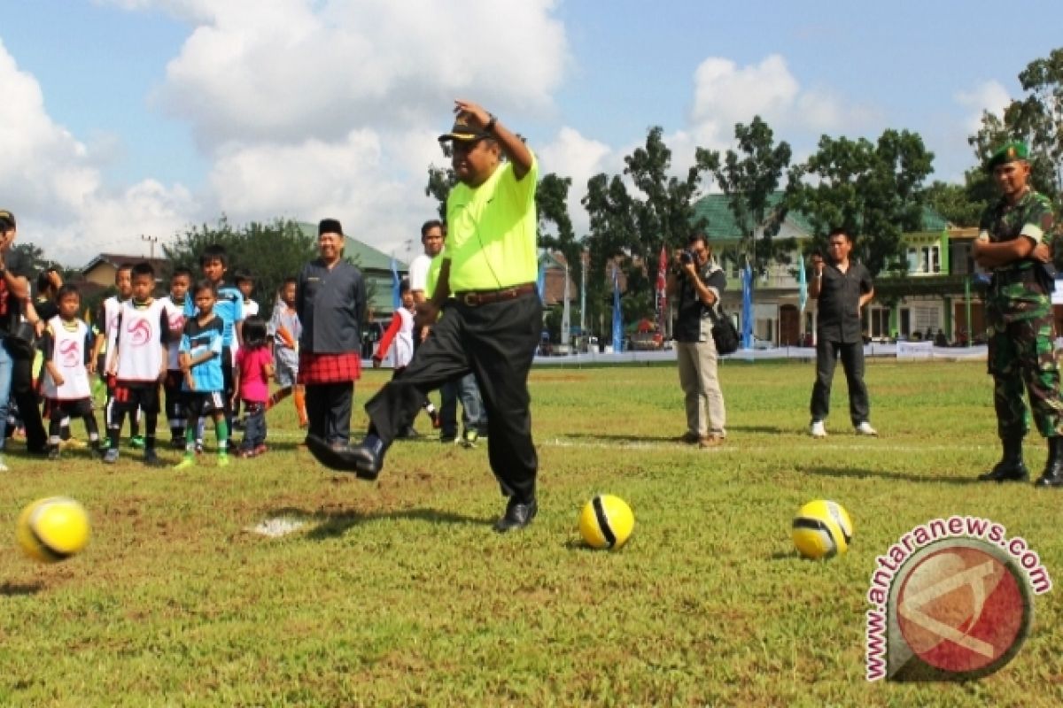 Sembilan SSB Ikuti Turnamen Bupati Cup I