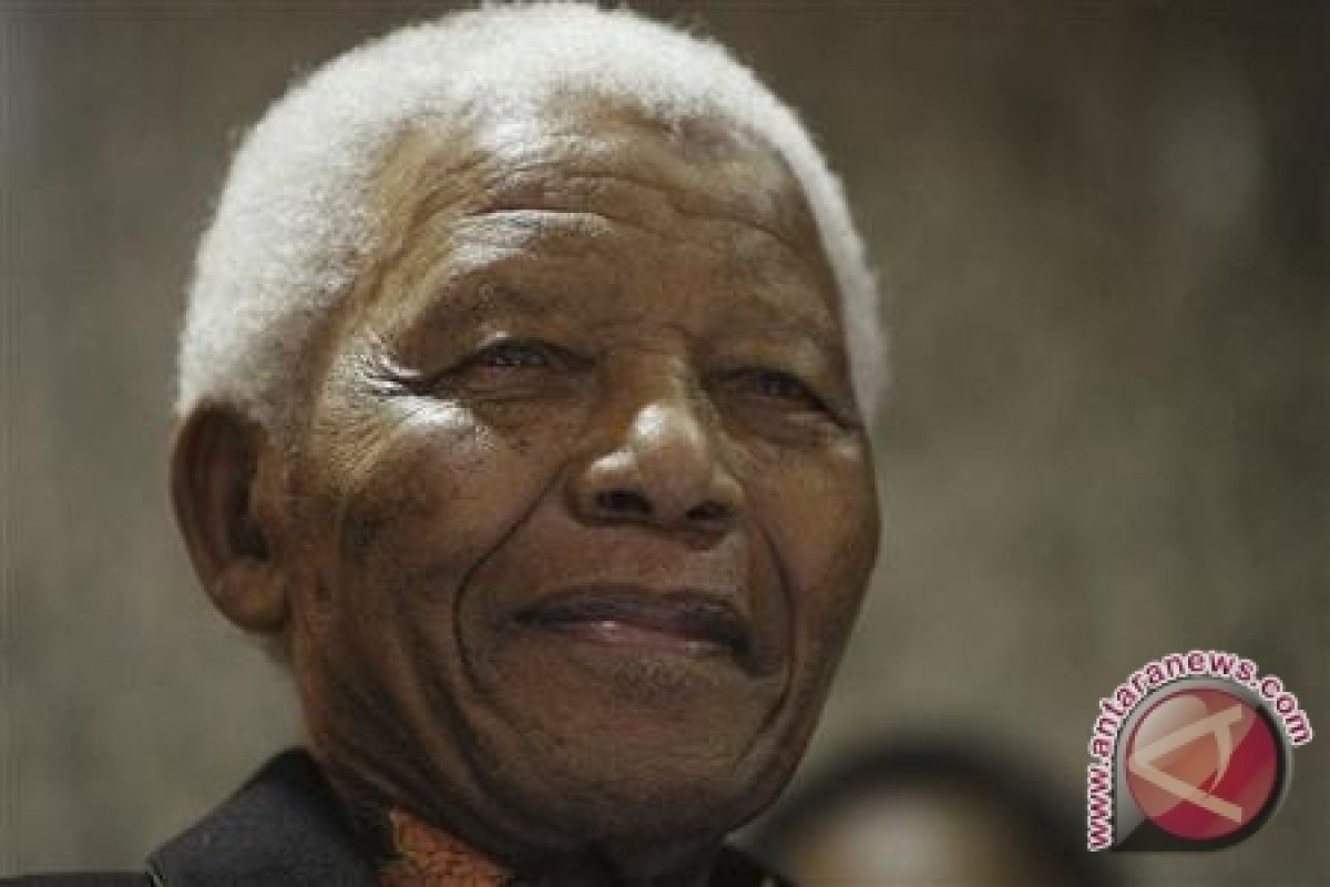 Mandela Rayakan Ultah