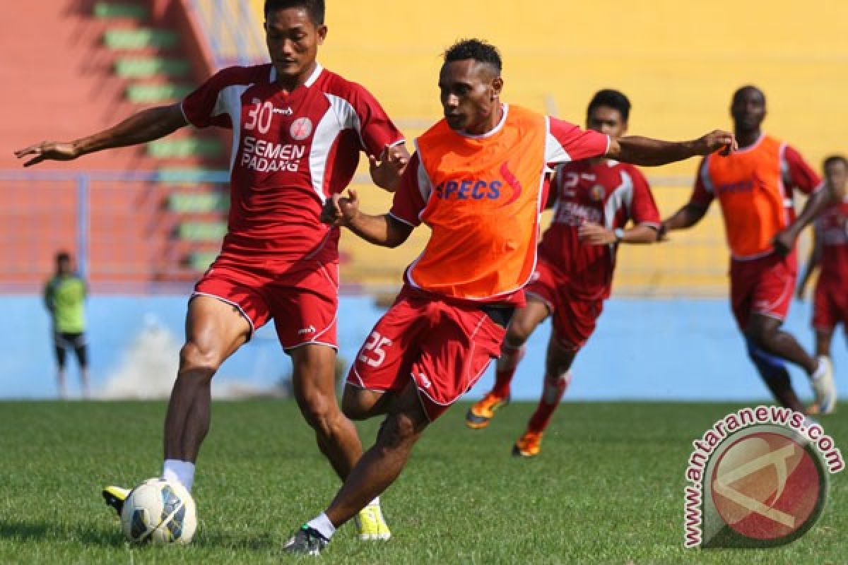 Semen Padang bawa 20 pemain hadapi Persik-Persijap