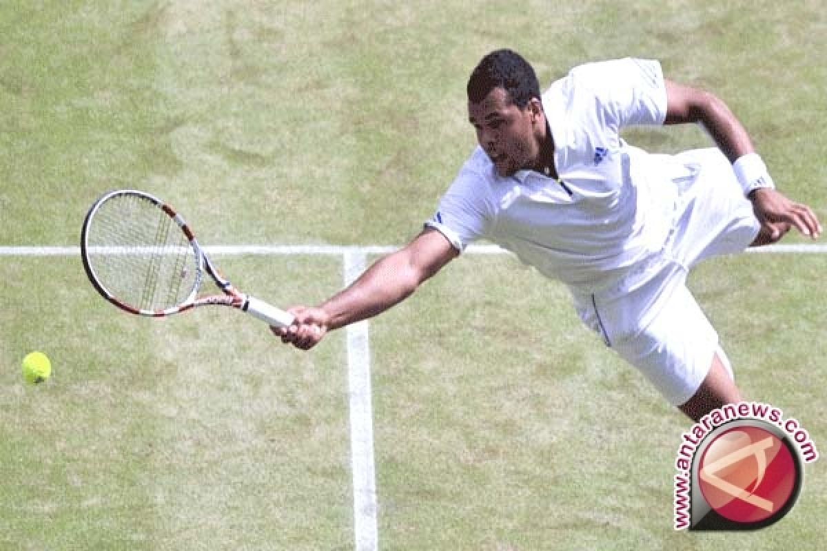  Tsonga Mundur Dari Wimbledon Karena Cedera Lutut