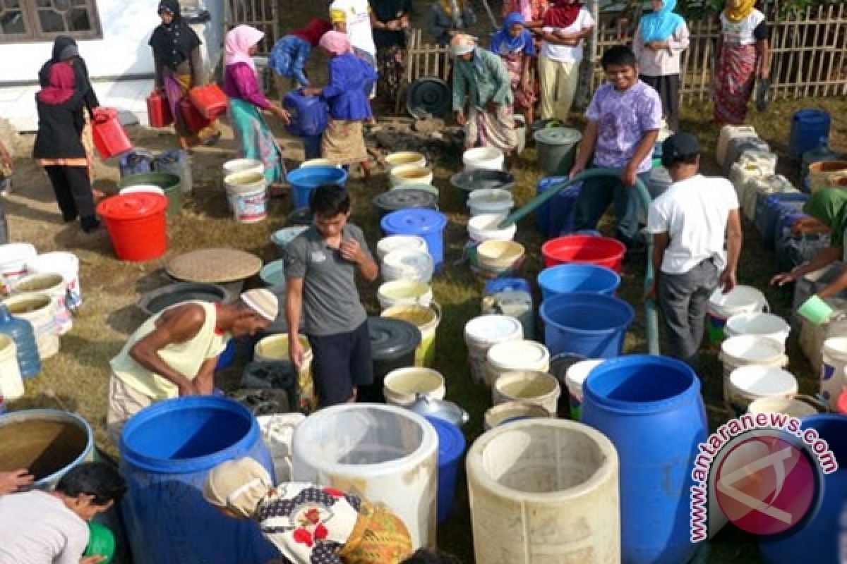 Warga Kota Sampit Kesulitan Air Bersih 