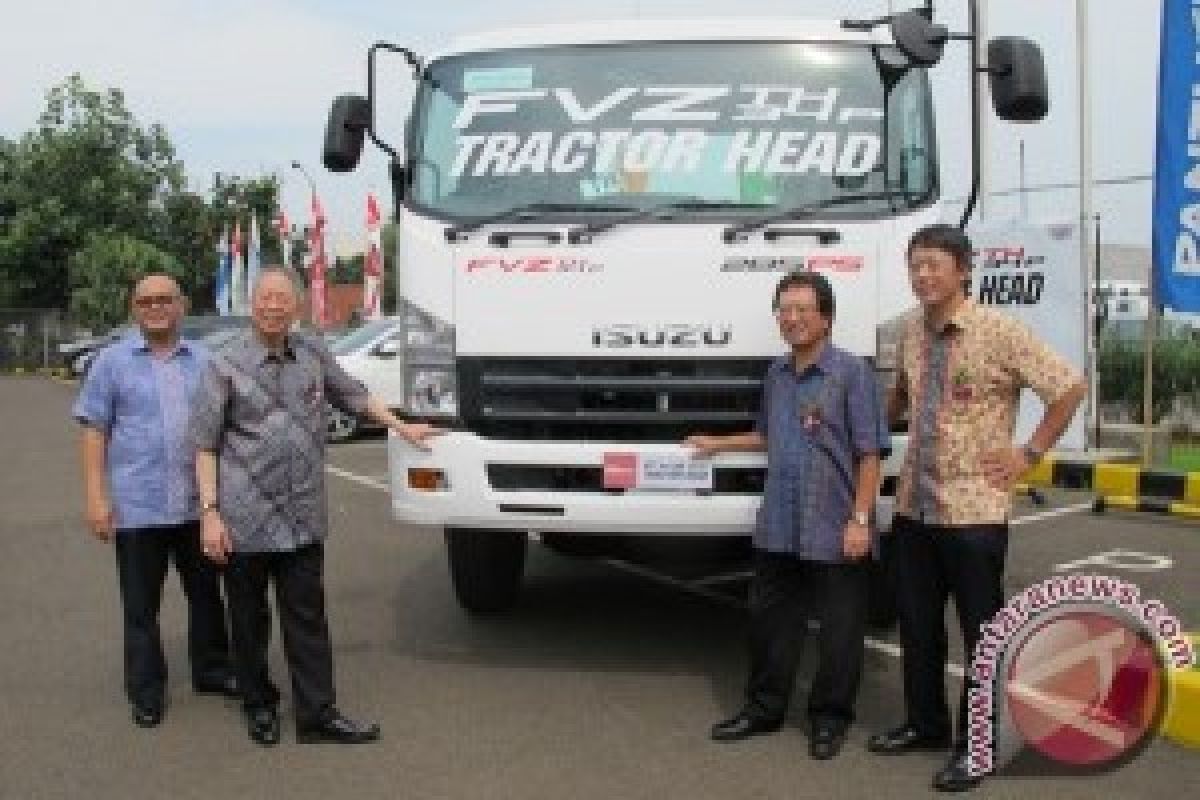 Isuzu Targetkan Jual 26.000 Unit Truk 2013