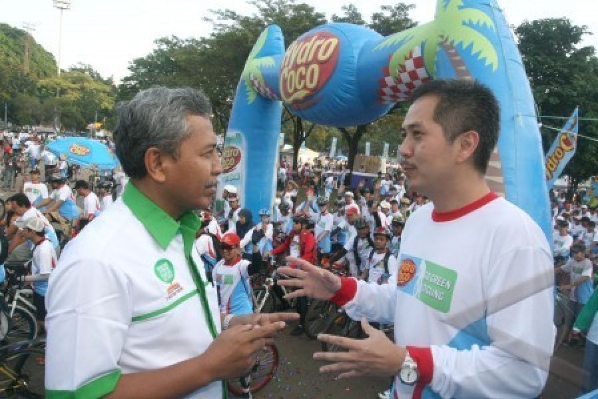 Kalbe Kerja Sama Kemenhut Distribusikan 3.000 Bibit