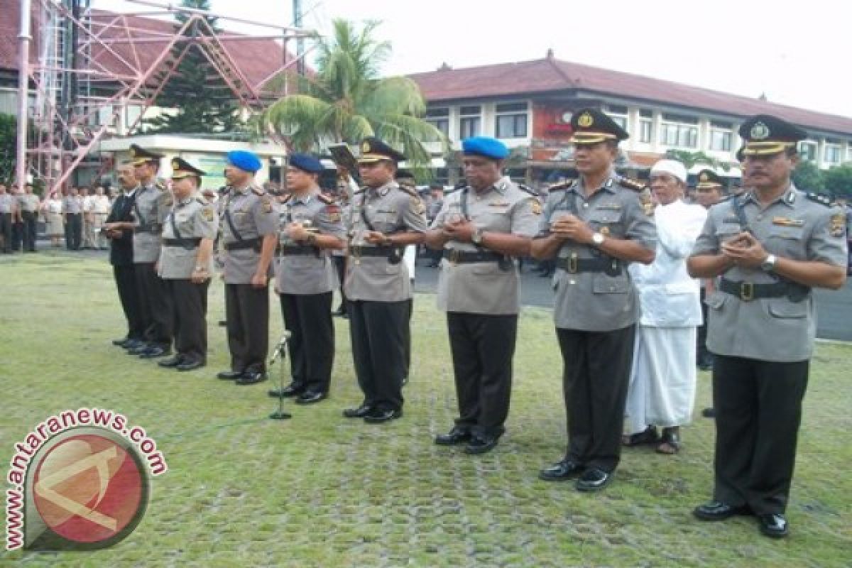 Kapolda Bali Lantik 15 Pejabat Utama 