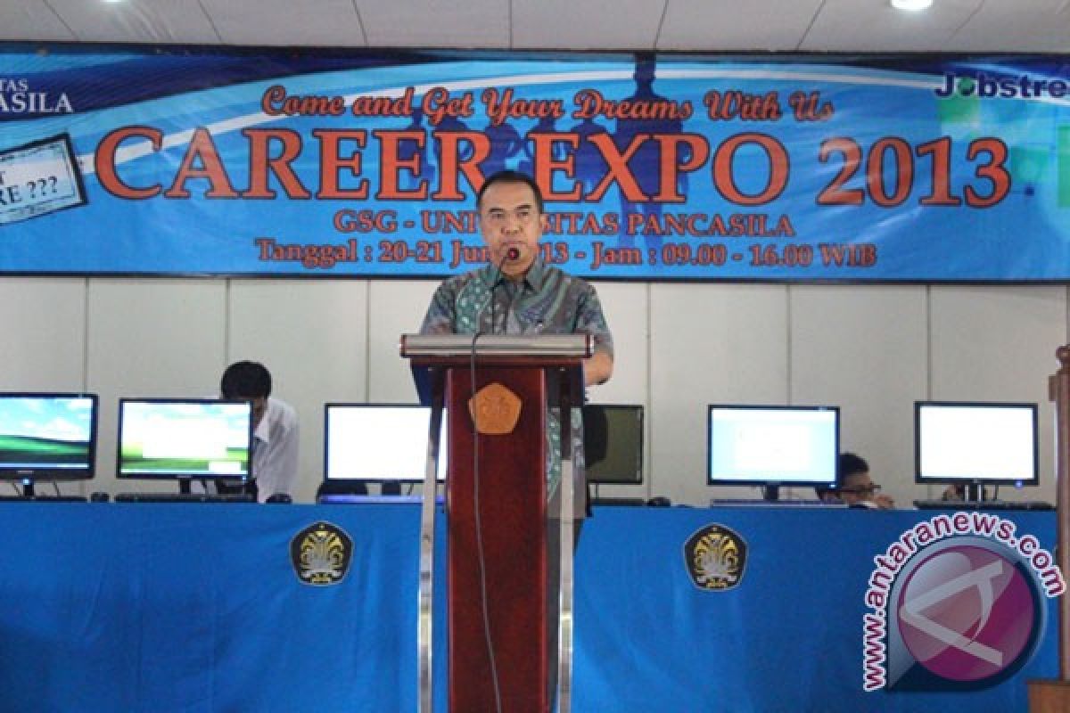 Universitas Pancasila gelar career expo 2013