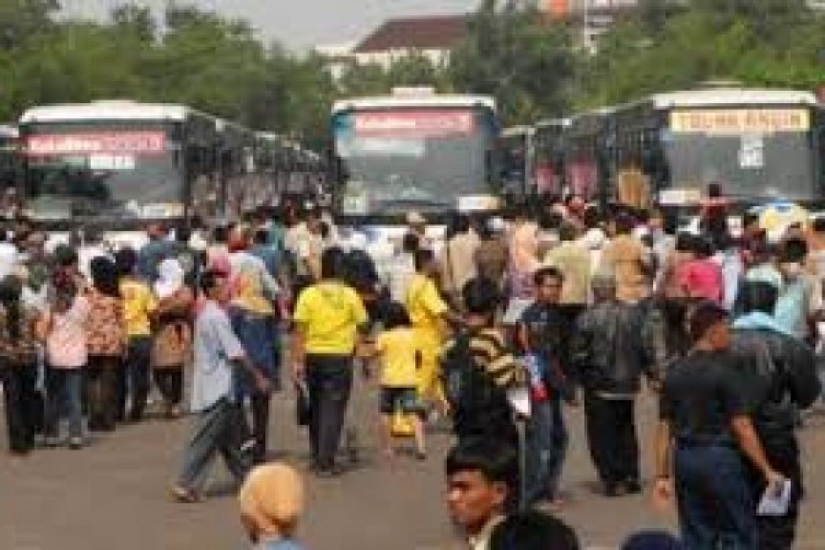 Sidomuncul Siapkan 310 Bus untuk Mudik Gratis