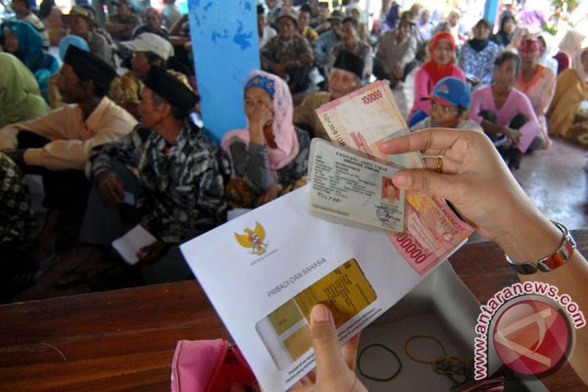 "Uang BLSM jangan digunakan untuk berjudi"