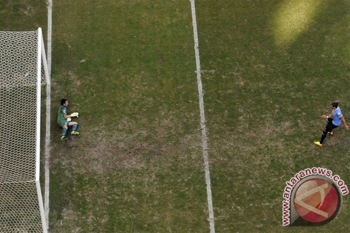 Italia juara tiga, terima kasih Buffon