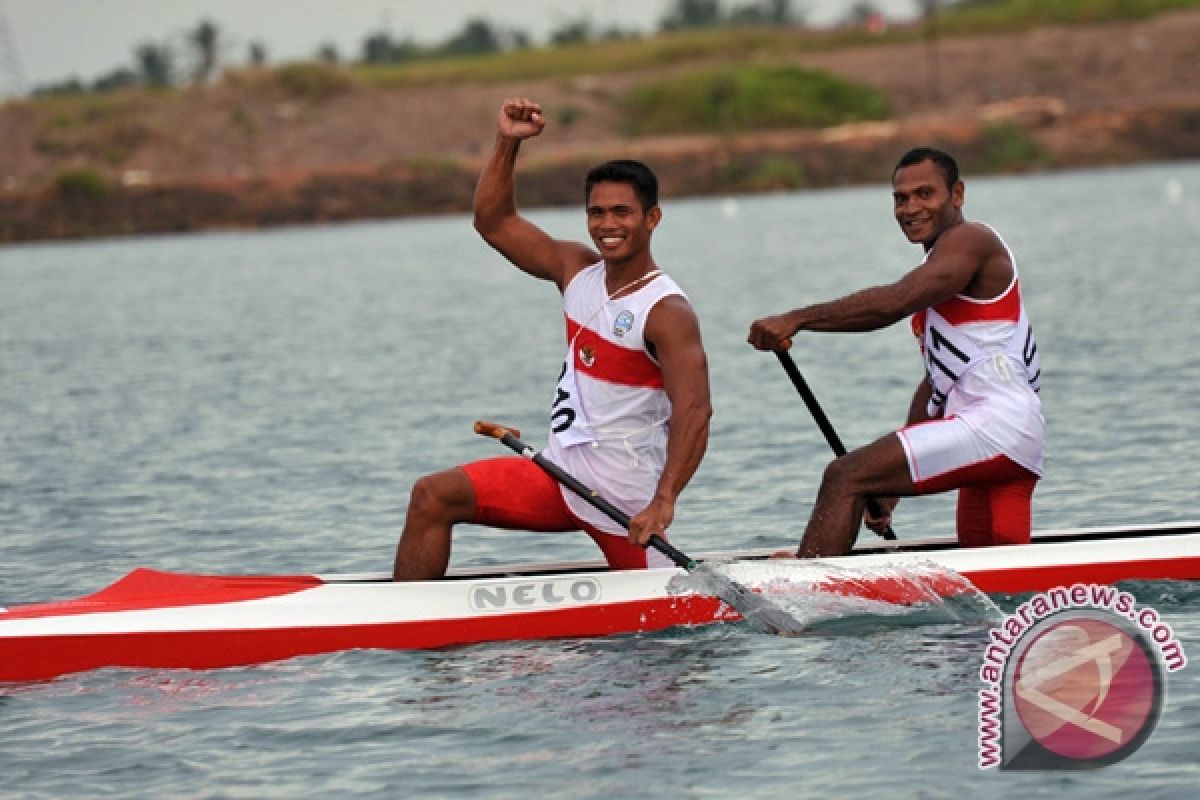 Cabang dayung sumbang tiga emas Indonesia