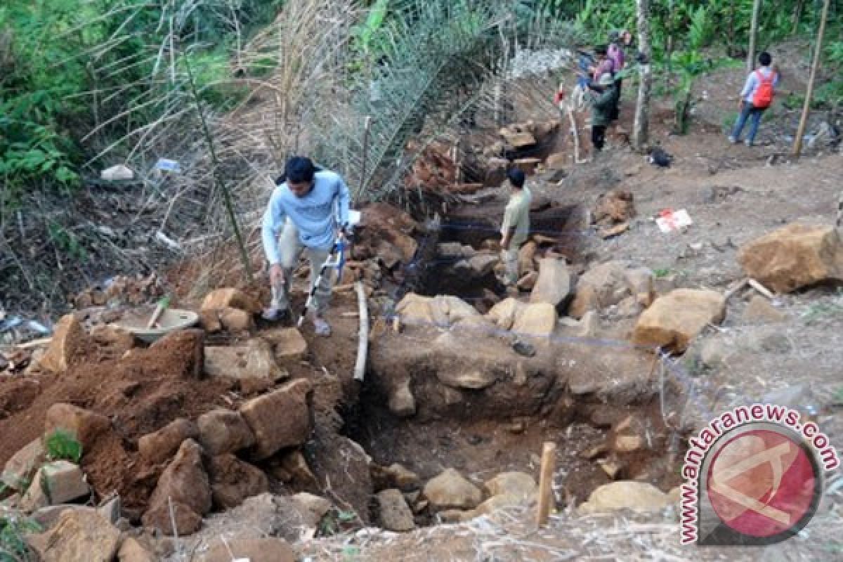 Peneliti Gunung Padang temukan senjata khas Jabar