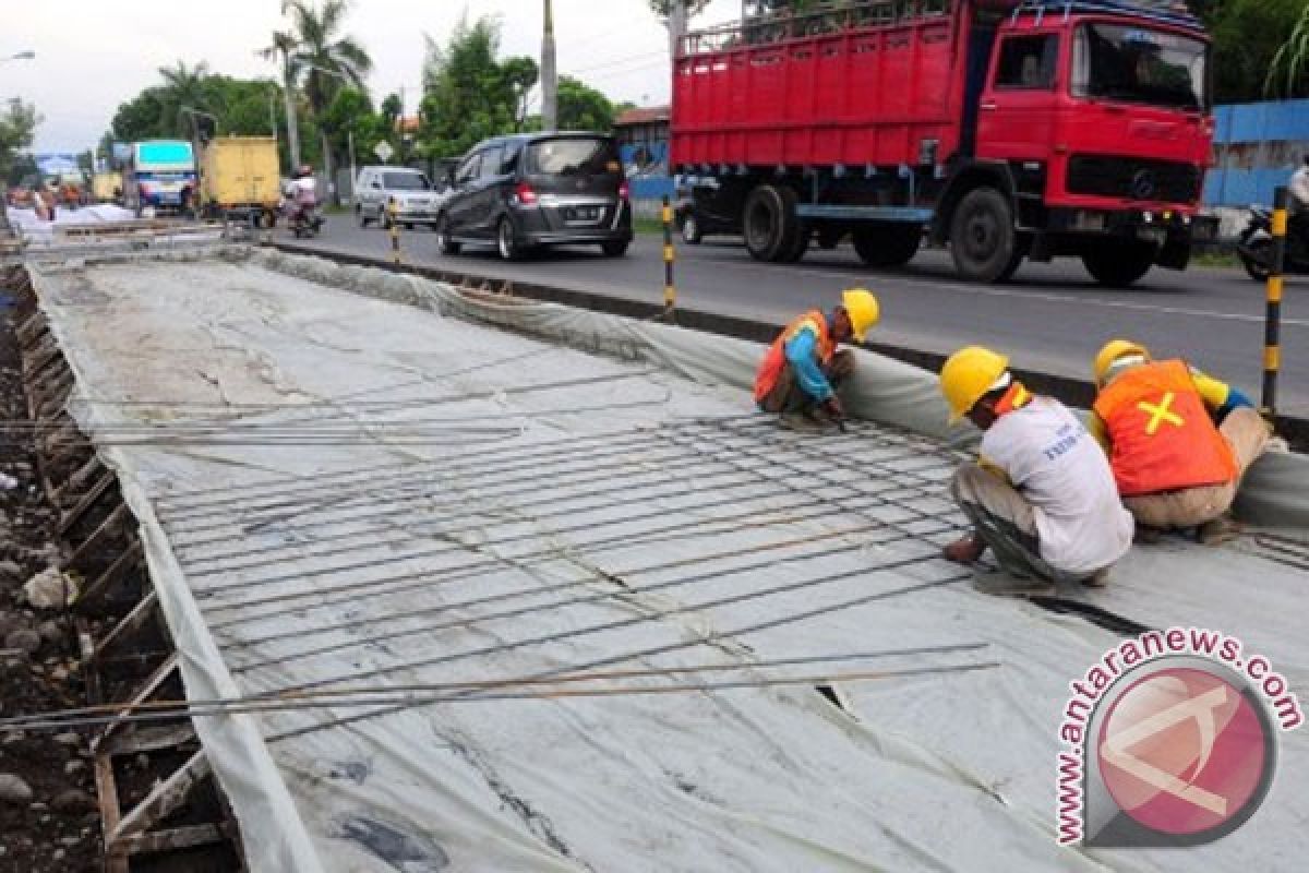 Jalan utara, selatan Jawa sebagian masih rusak