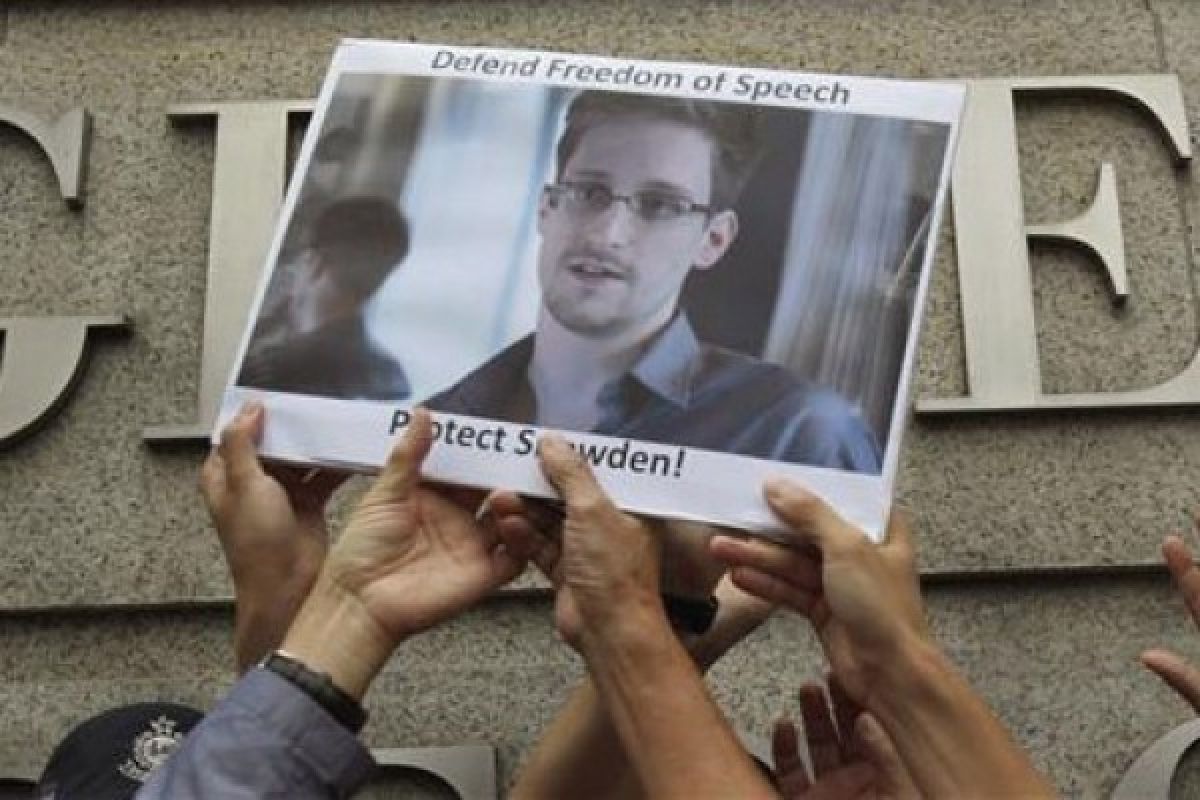 Swedia nobatkan Snowden sebagai pahlawan HAM