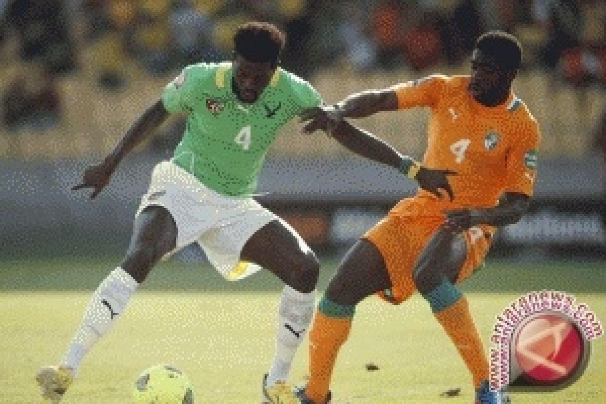 Manchester City permanenkan Kolo Toure sebagai asisten pelatih