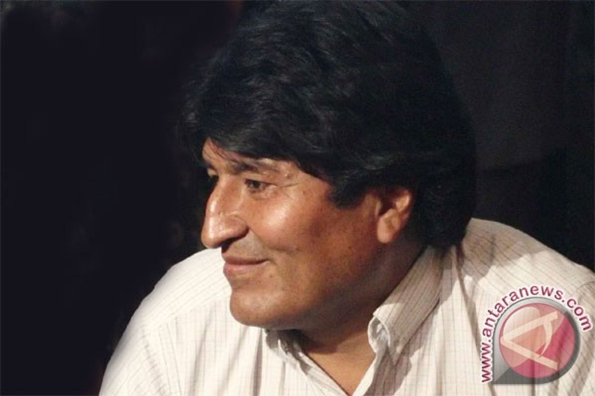 Mantan Presiden Morales minta PBB tengahi krisis Bolivia