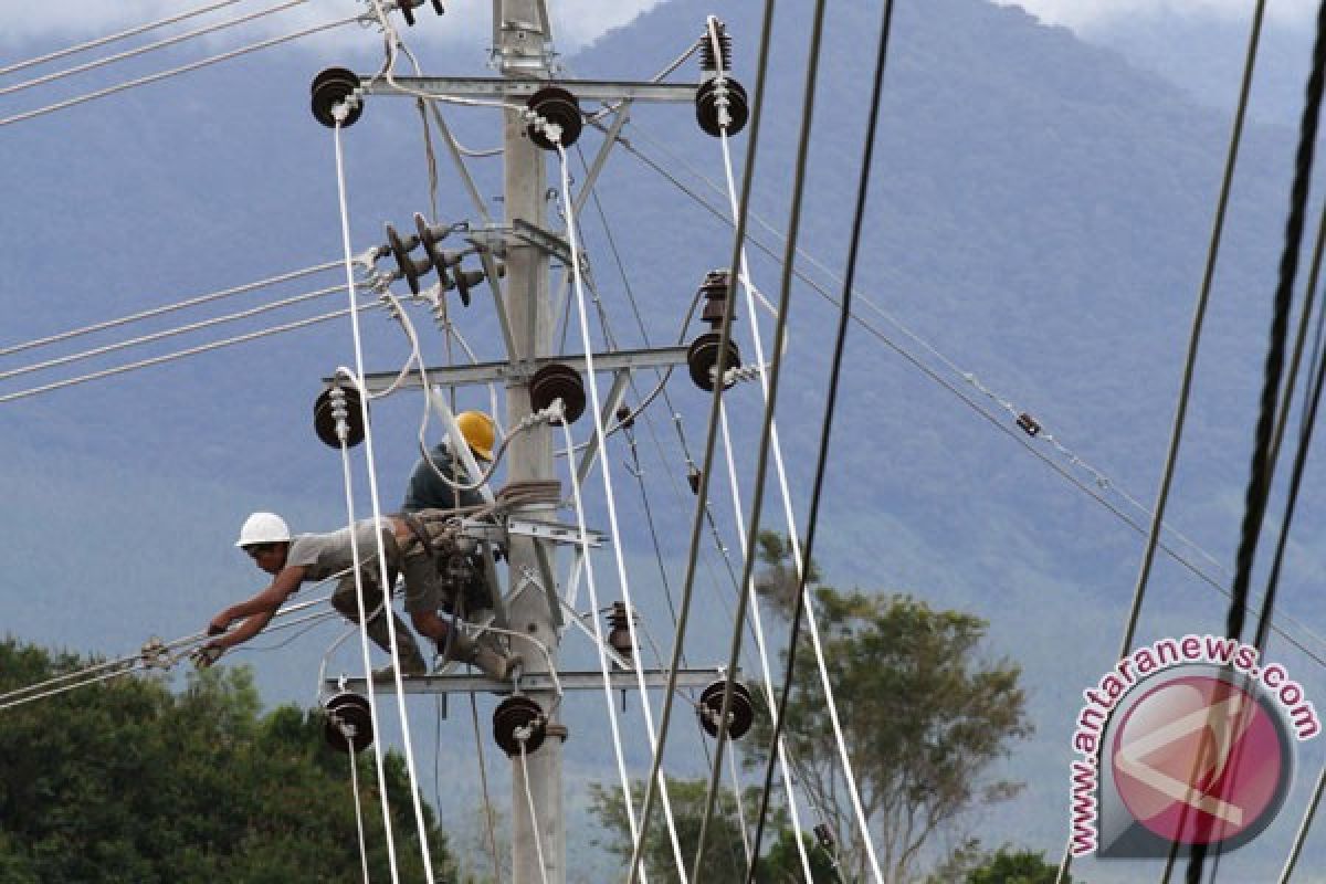 Tarif listrik industri nonterbuka direncanakan naik 2015