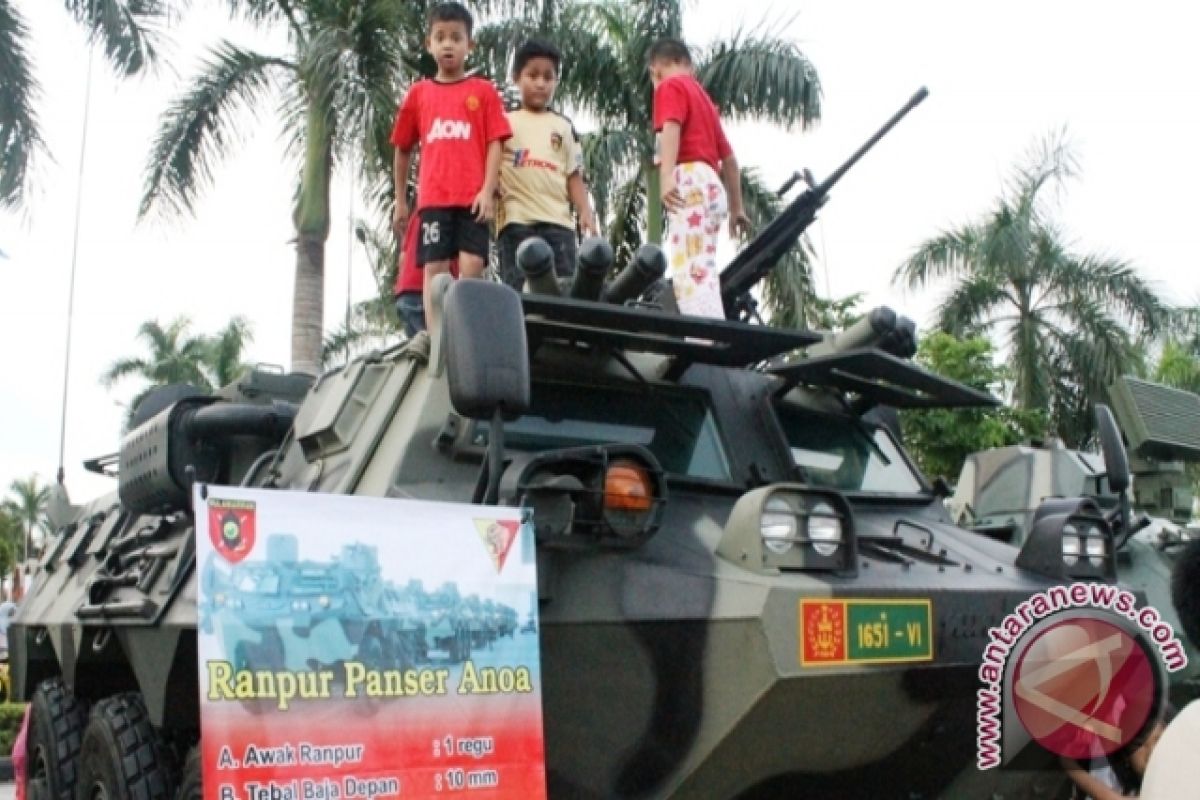 Kasad Buka Baksos TNI di Tenggarong