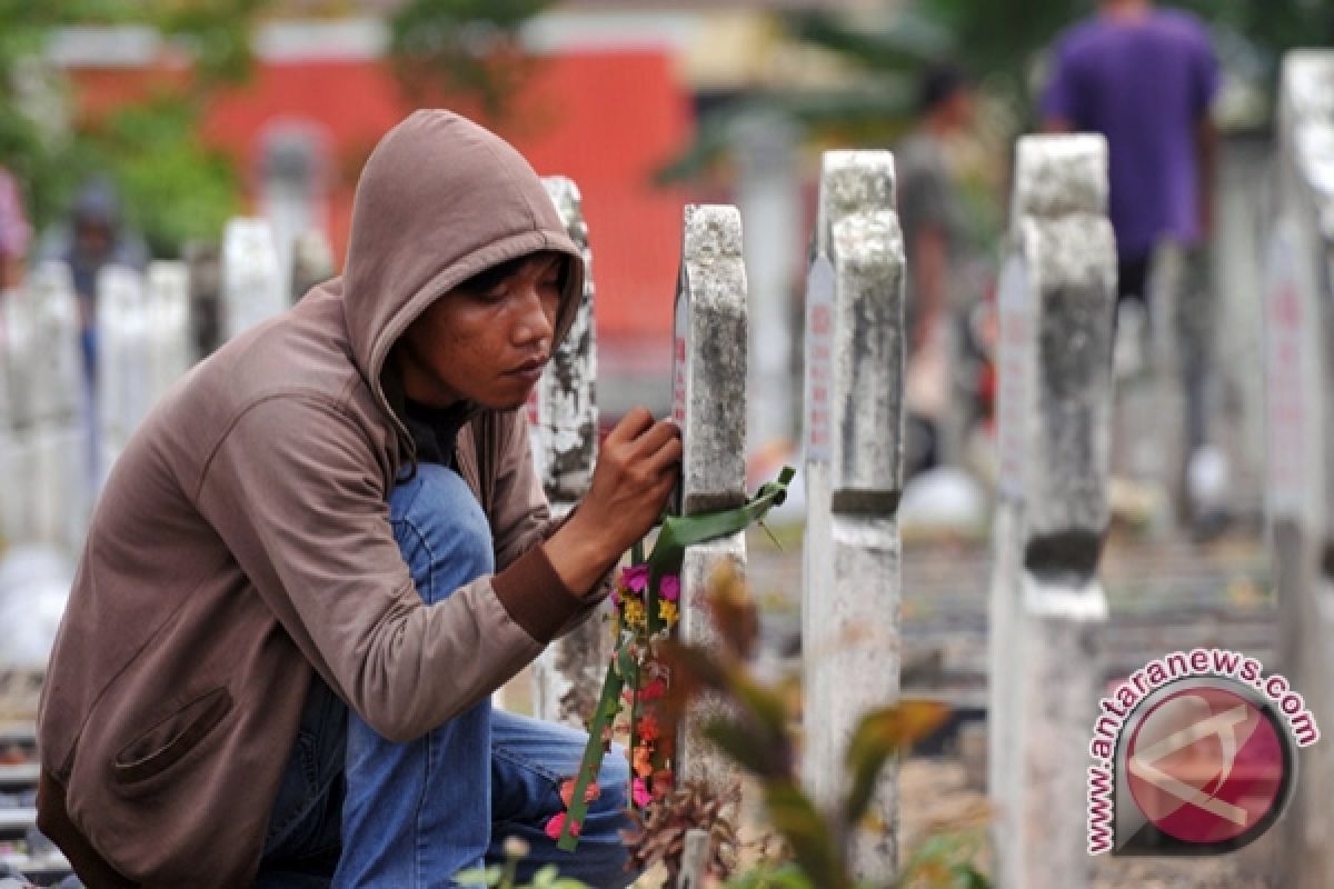 Hari Kartini Korps Wanita TNI laksakan ziarah 