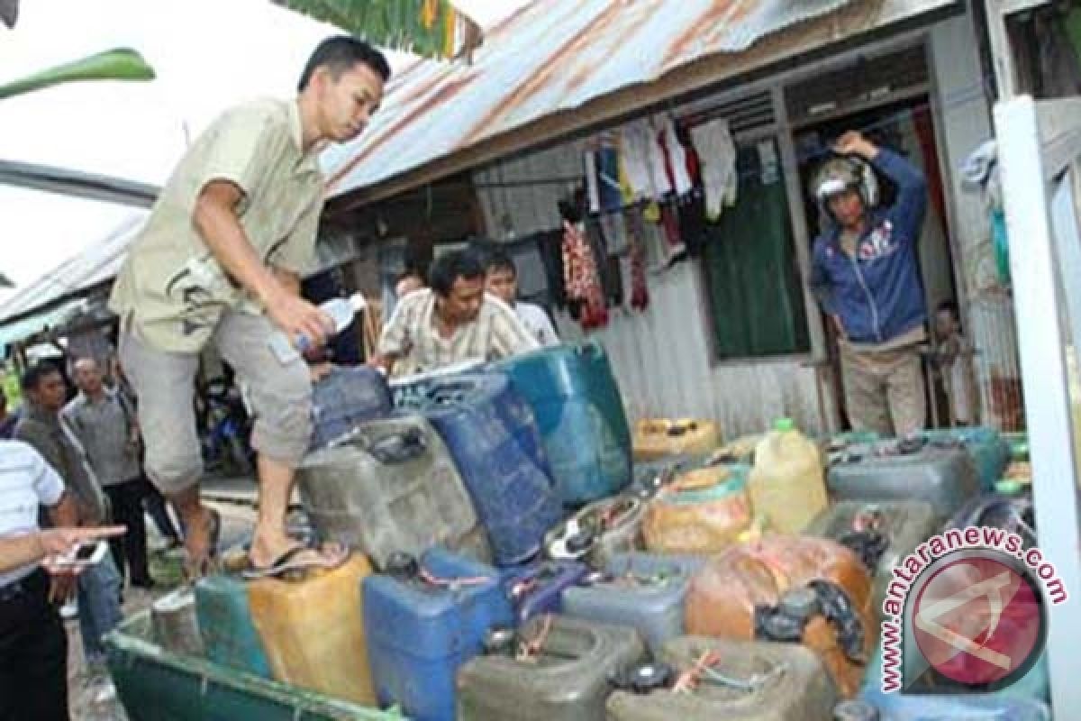 Satreskrim Sita Tiga Ribu Liter Solar Bersubsidi