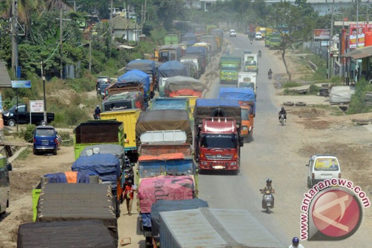 Enam ruas jalin lintas Sumatera rawan macet
