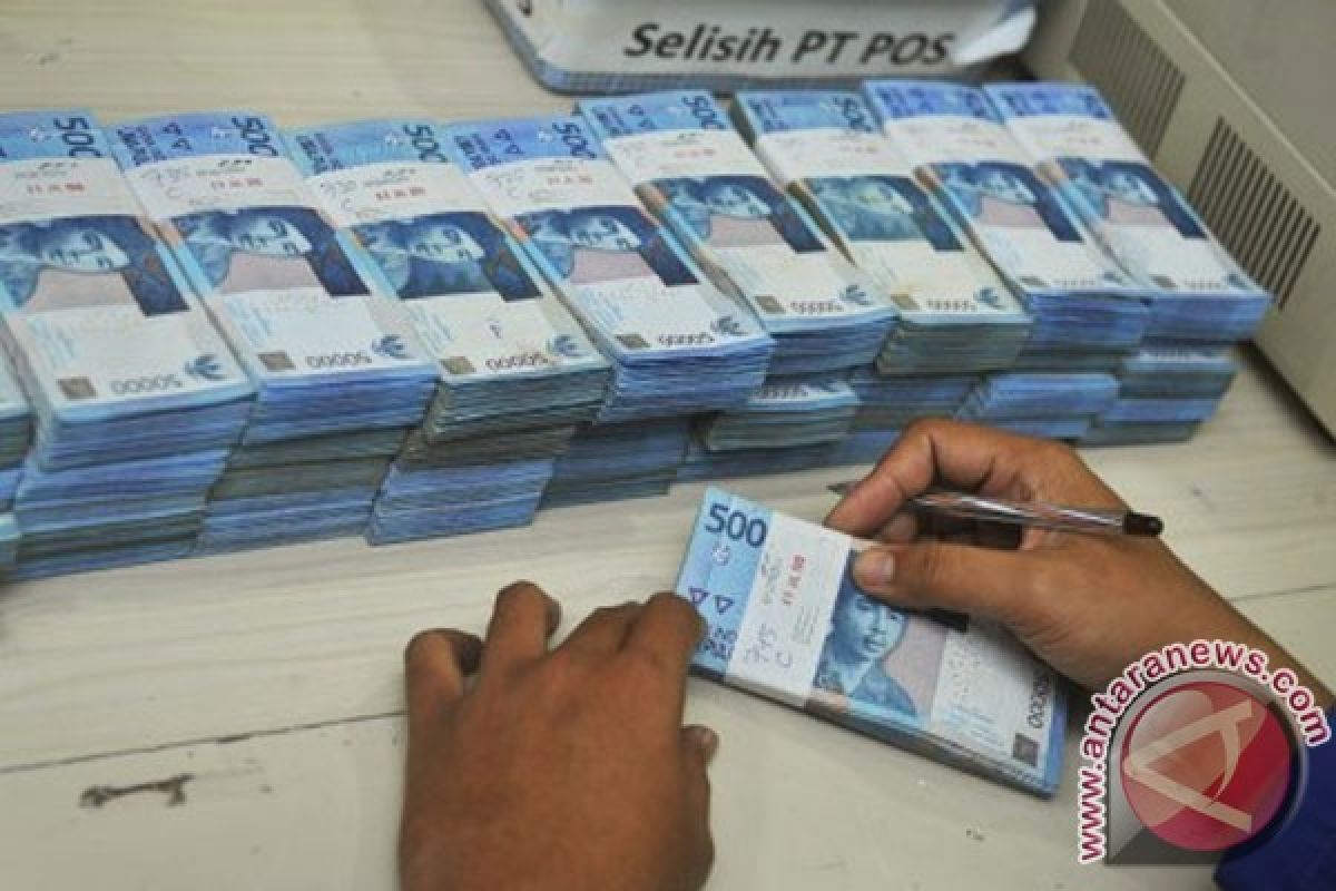 Hadapi dolar AS, rupiah kembali melemah 20 poin