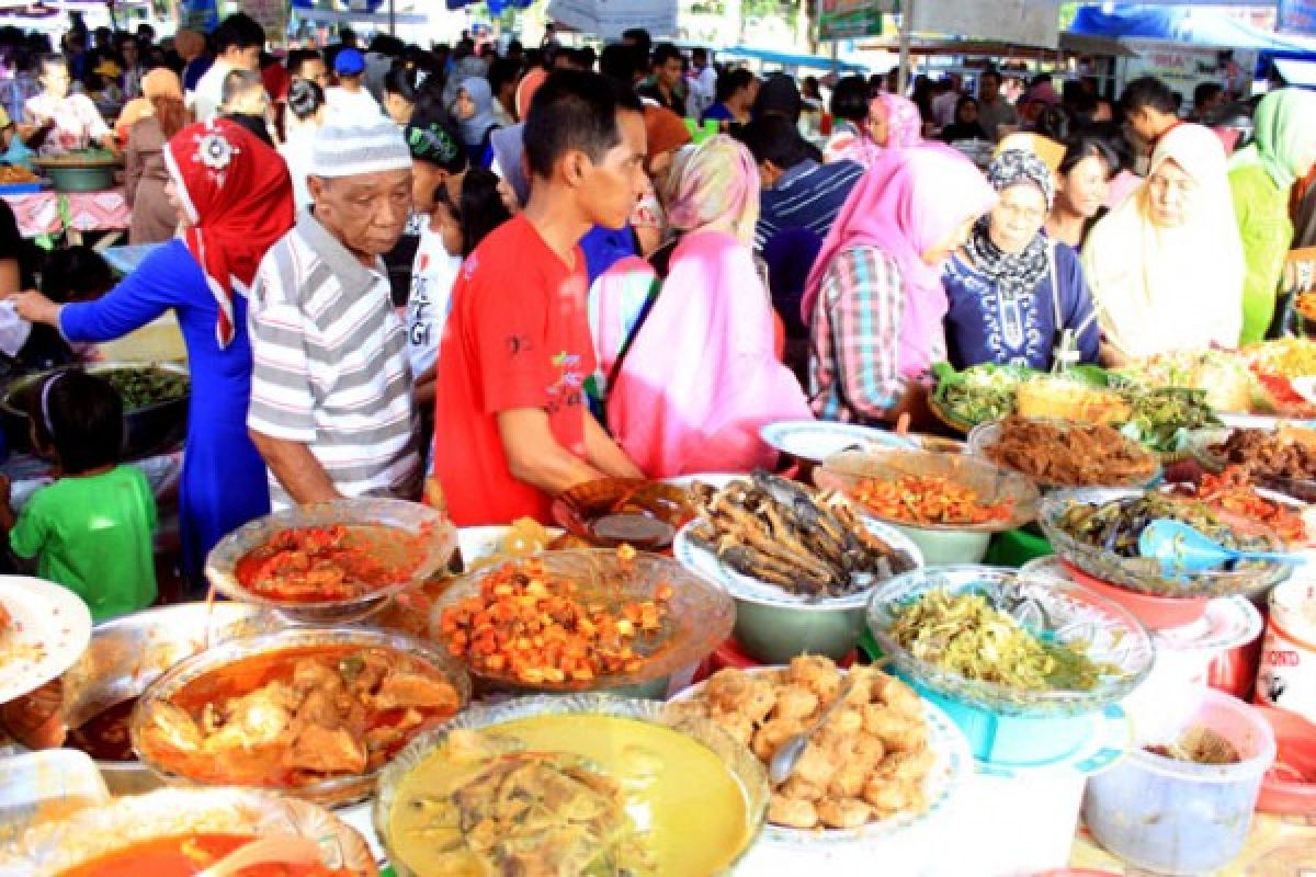 Berburu Menu Buka Puasa di Pasar Pabukoan 