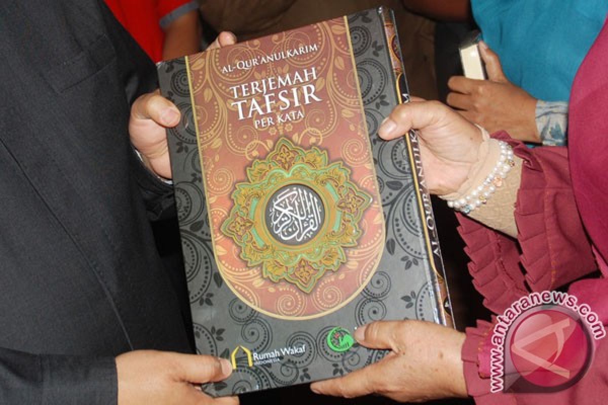 Warga di perbatasan peroleh wakaf Al-Quran