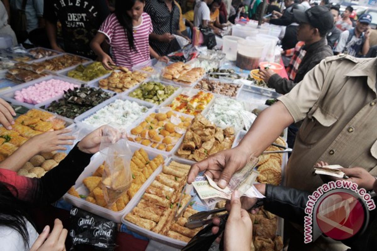 Petugas diimbau serius pantau jajanan Ramadhan