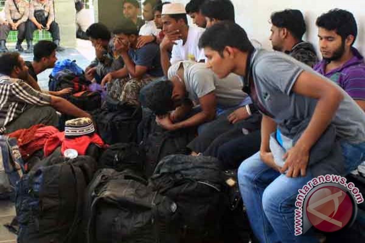 Imigrasi Bukittinggi karantina 16 imigran asal Bangladesh