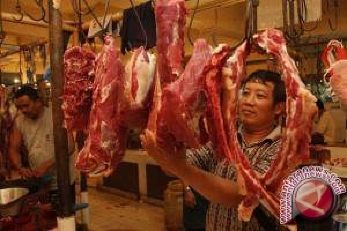 Pedagang Daging Lokal di Nunukan Merugi