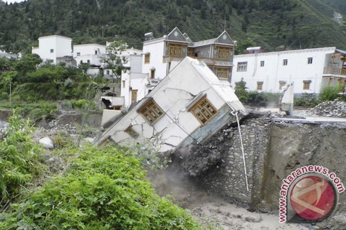 Sembilan orang tewas akibat hujan lebat di China