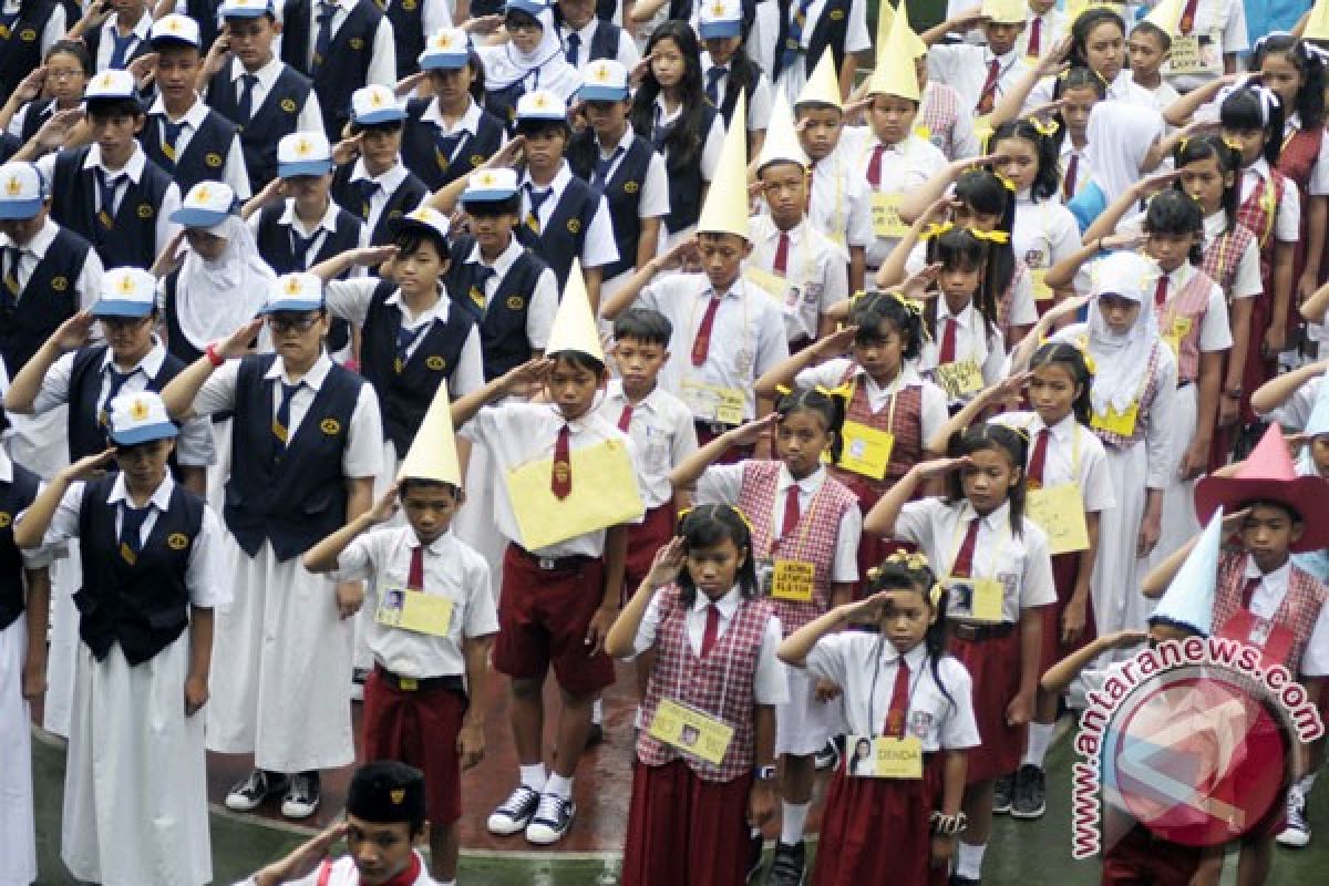 Pelajar SD-SMA diwajibkan baca deklarasi antinarkoba setiap upacara Senin