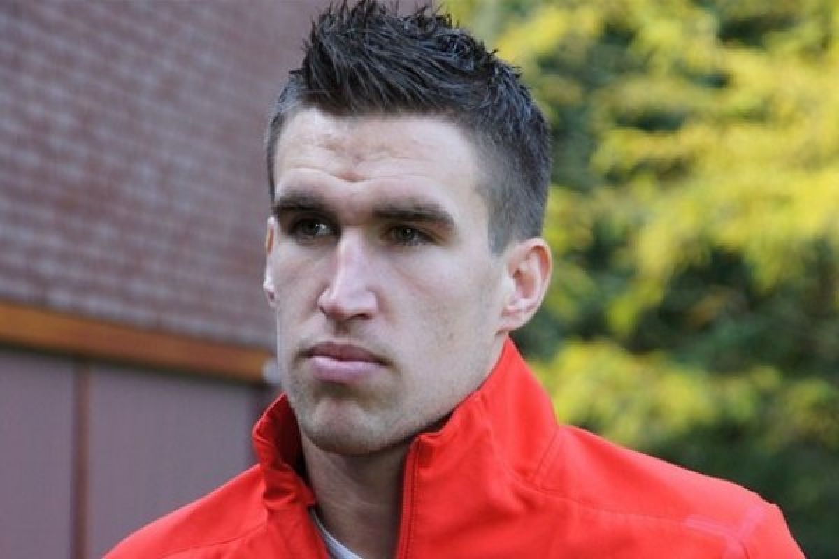 Pemain internasional Belanda Strootman ke AS Roma