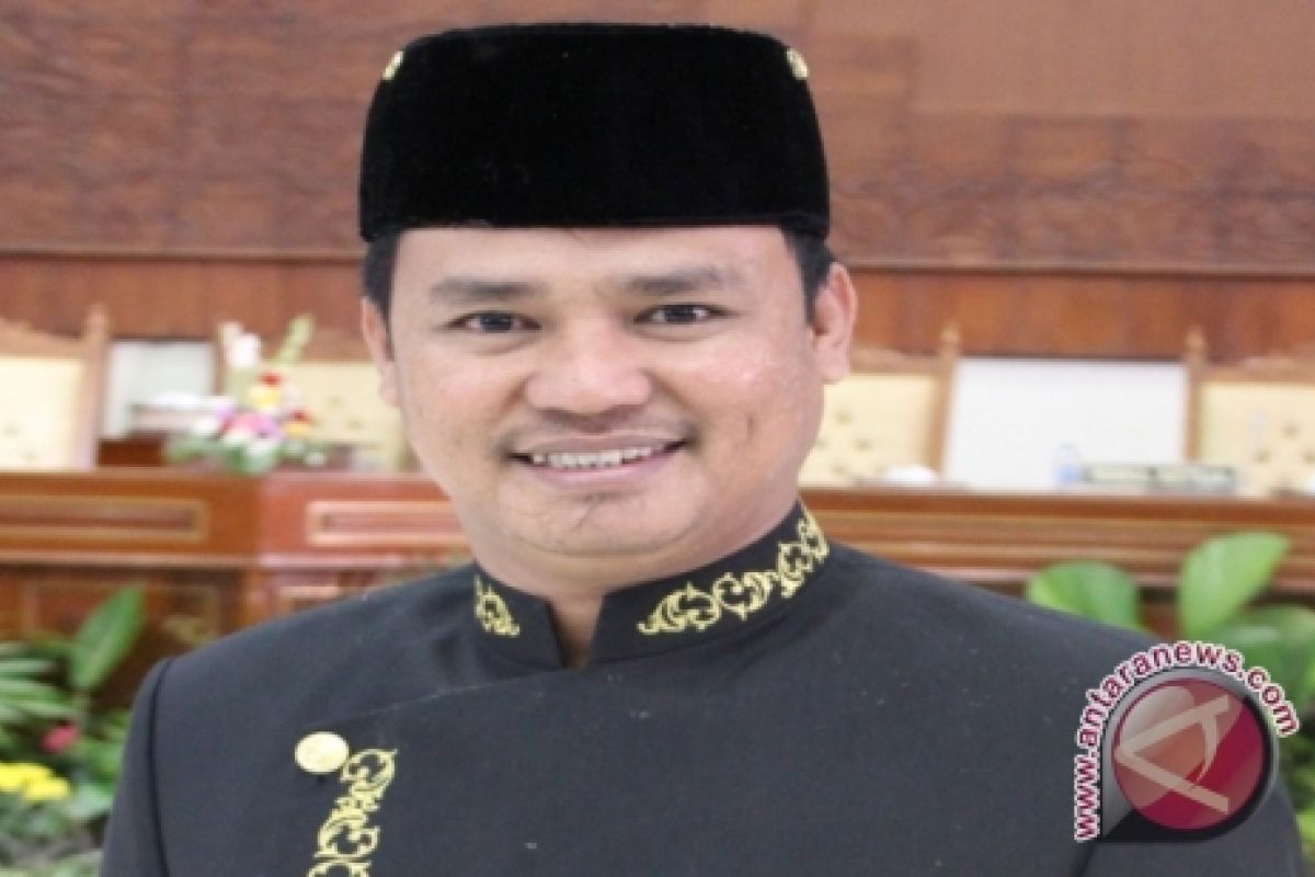 Ismail: Bayar THR Tepat Waktu