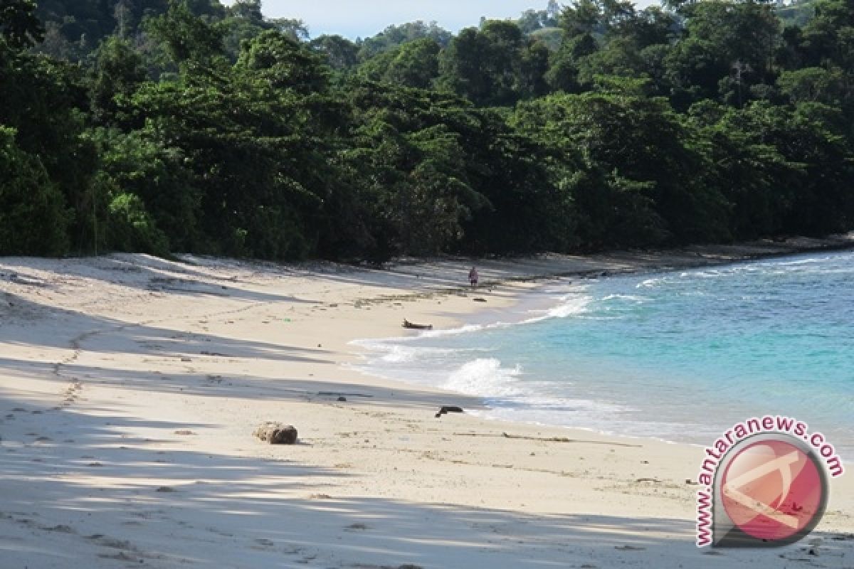 Objek wisata Pantai Pall yang belum dioptimalkan