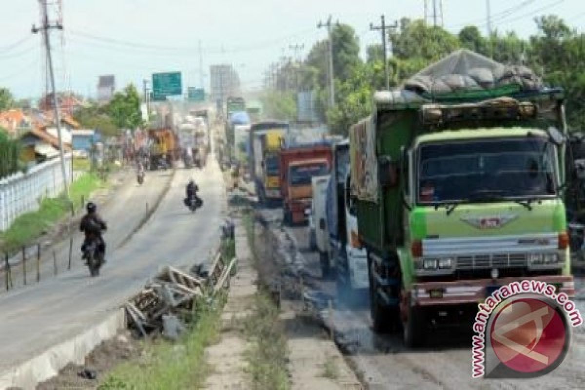 Antisipasi kemacetan rekonstruksi ruas Pejagan--Brebes dikebut