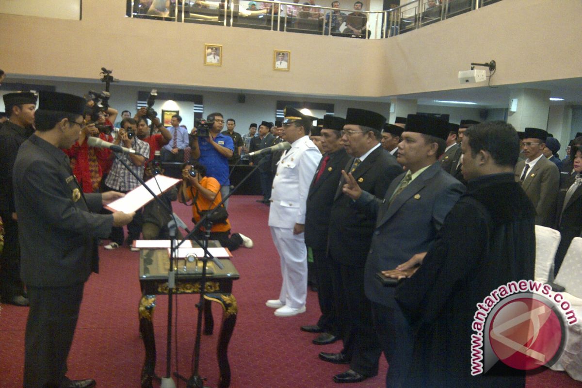 Wali kota lantik 158 pejabat baru