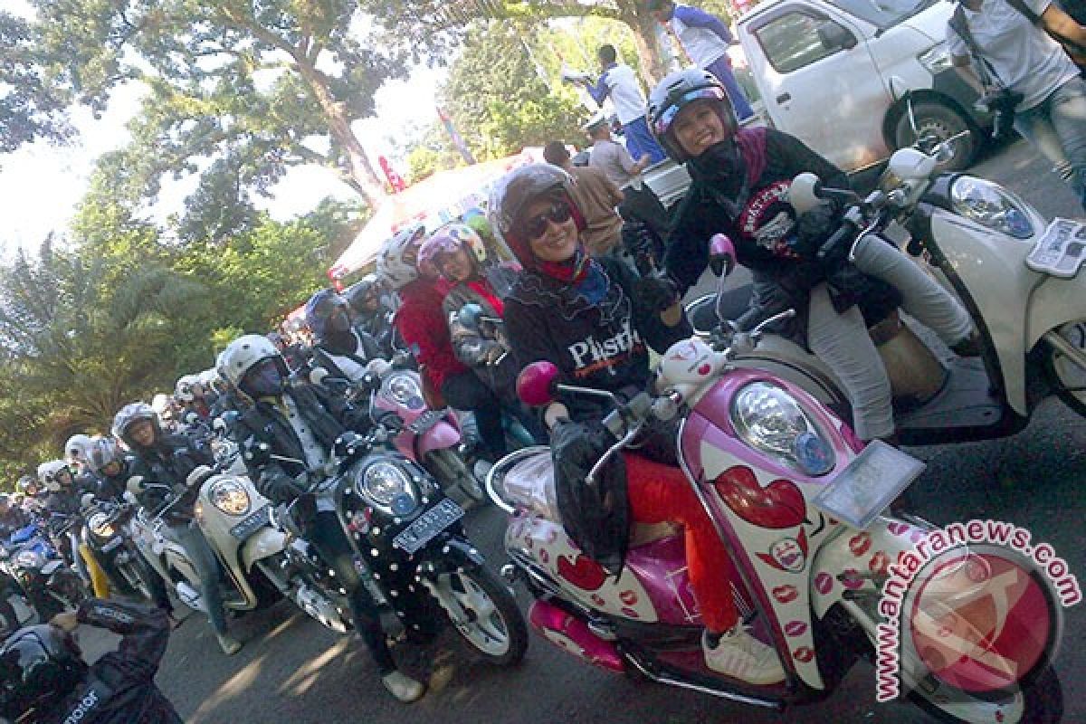 Motor Honda dinobatkan sebagai merek favorit wanita Indonesia