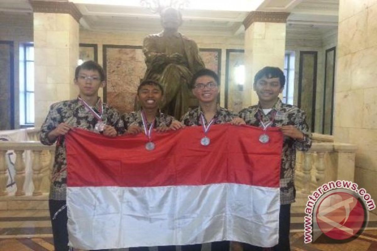 Indonesia raih 3 perak dan 1 perunggu pada Olimpiade Kimia