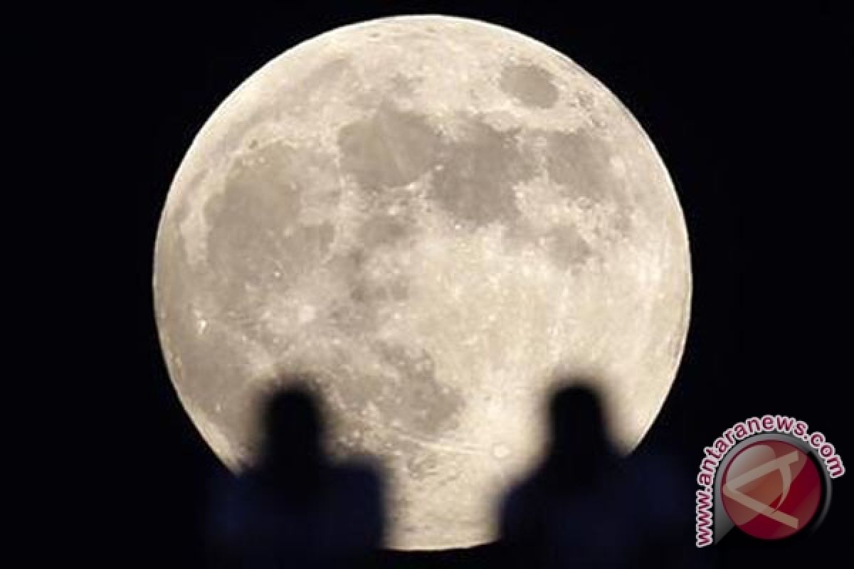 Peneliti: Bulan purnama bisa sebabkan kesulitan tidur