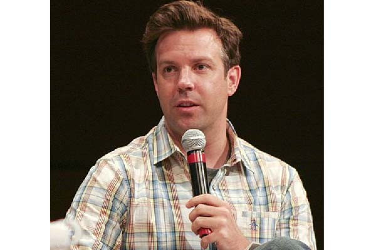 Jason Sudeikis tinggalkan "Saturday Night Live" NBC