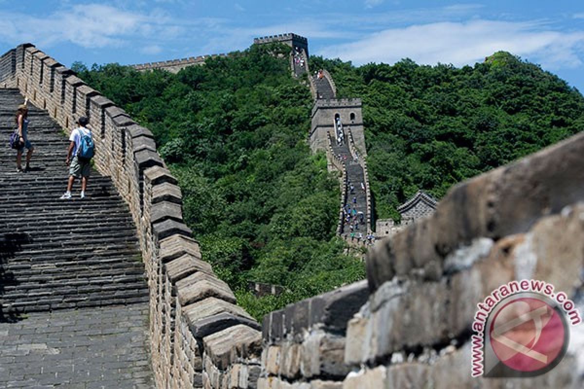 Tembok Tiongkok tutup demi "Assalamualaikum Beijing"