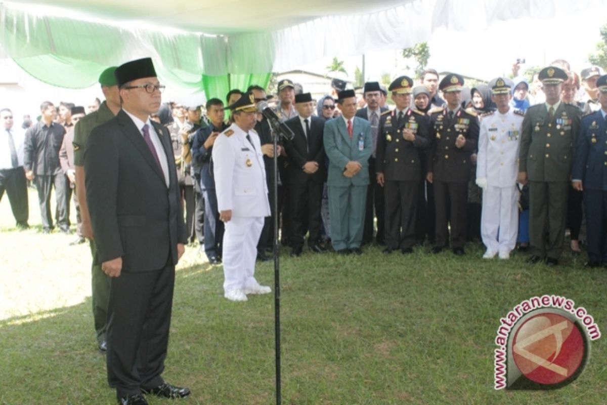 Menhut RI Pimpin Upacara Pemakaman Gubernur Babel