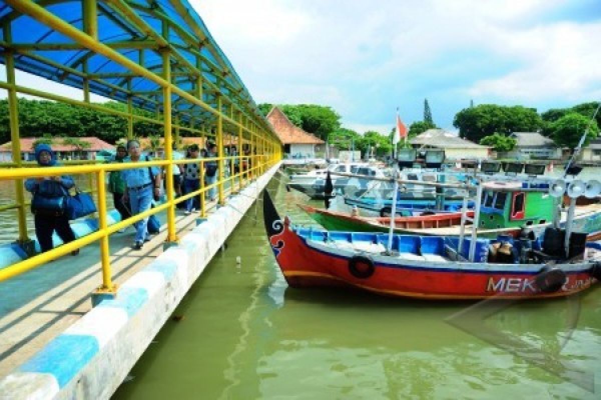 Musim Baratan Tak Membuat Jera Pengunjung Karimunjawa