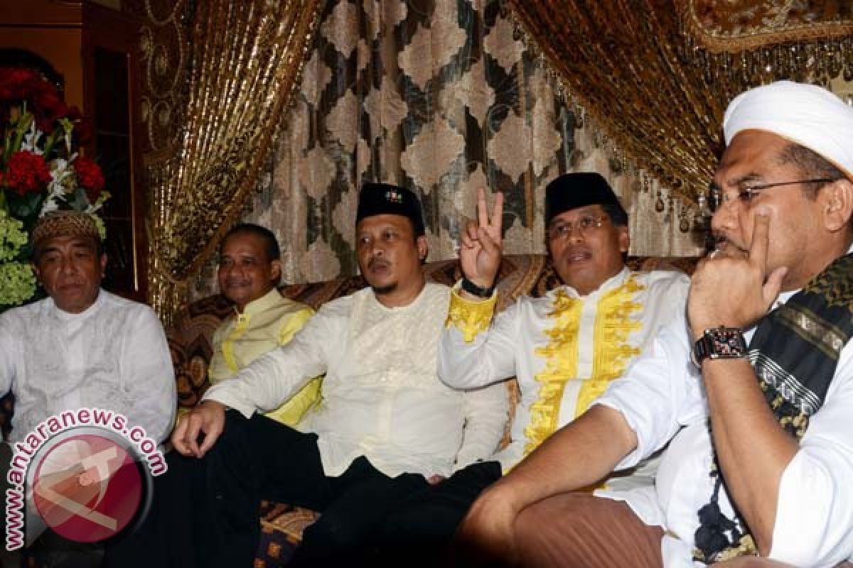 Nurdin Halid Akui Supomo Pekerja Keras 