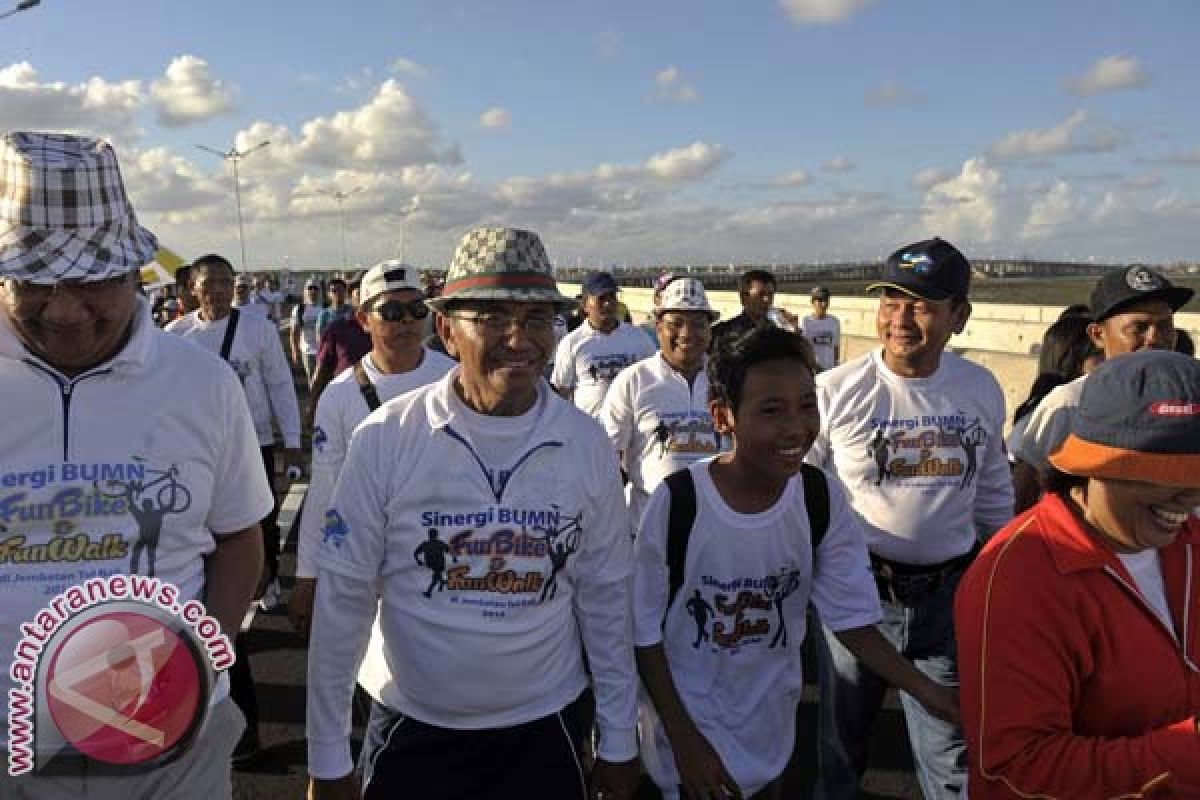 Menteri BUMN Jalan Santai Tol Bali