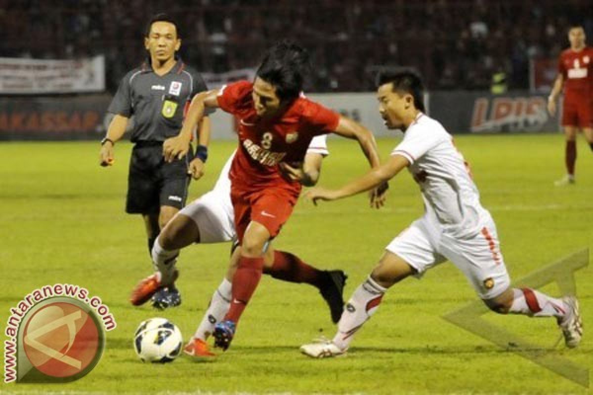 Sepak Bola - PSM  Kalahkan Persiba Bantul 1-0 